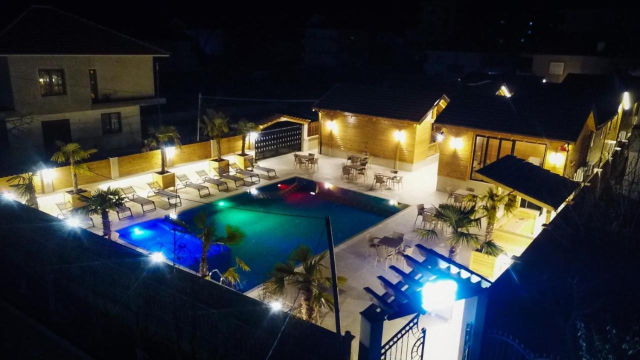 Bujtina Siar Hotel Pogradec Eksteriør billede