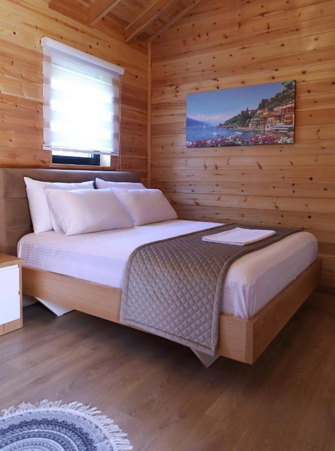 Bujtina Siar Hotel Pogradec Eksteriør billede