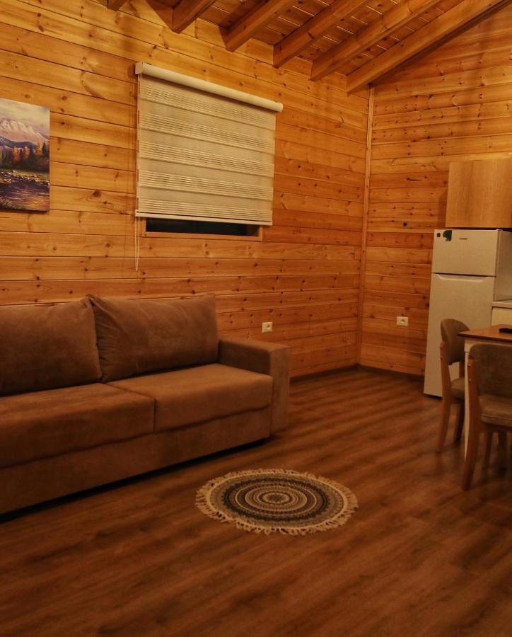 Bujtina Siar Hotel Pogradec Eksteriør billede